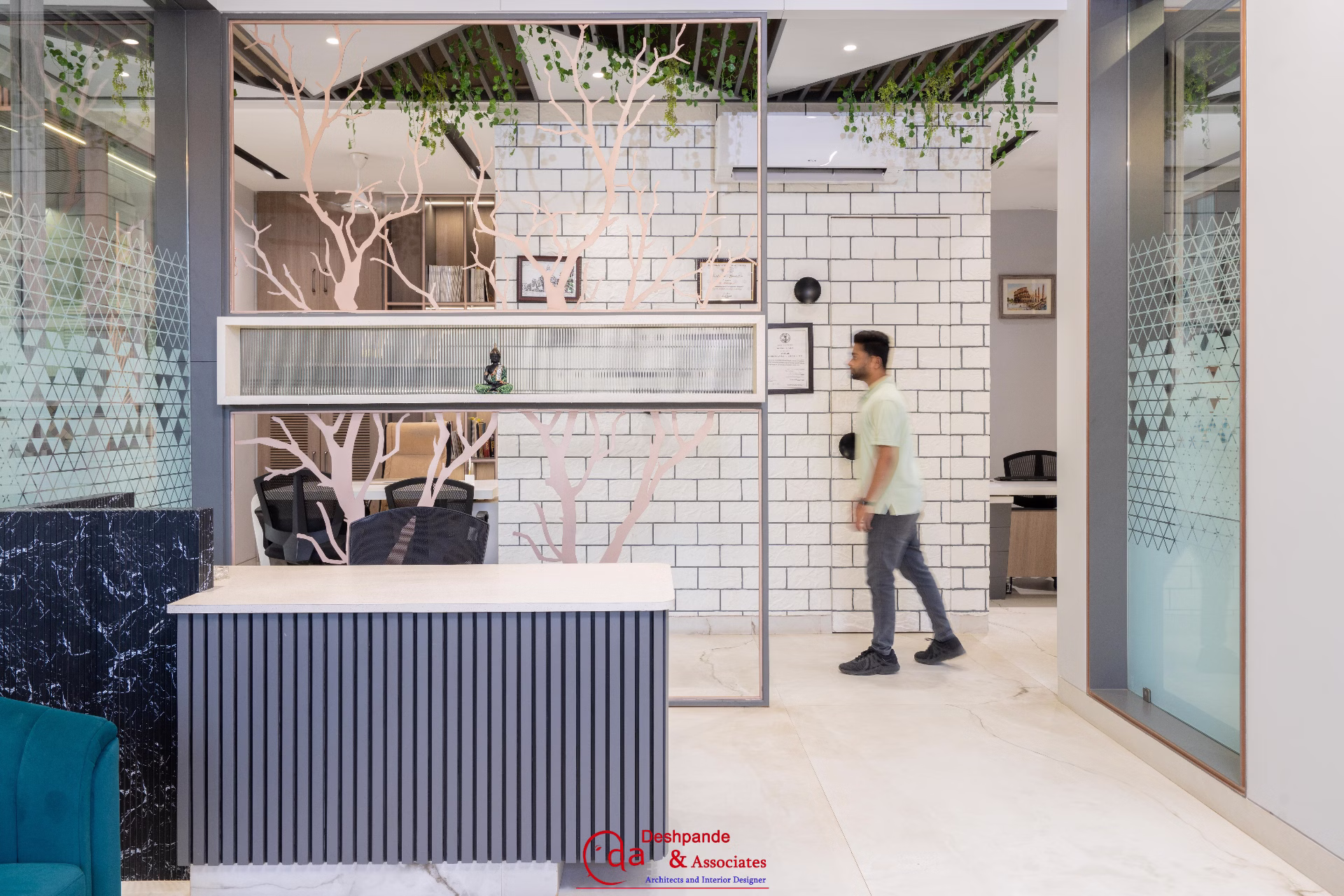 Deshpande & Associate Office