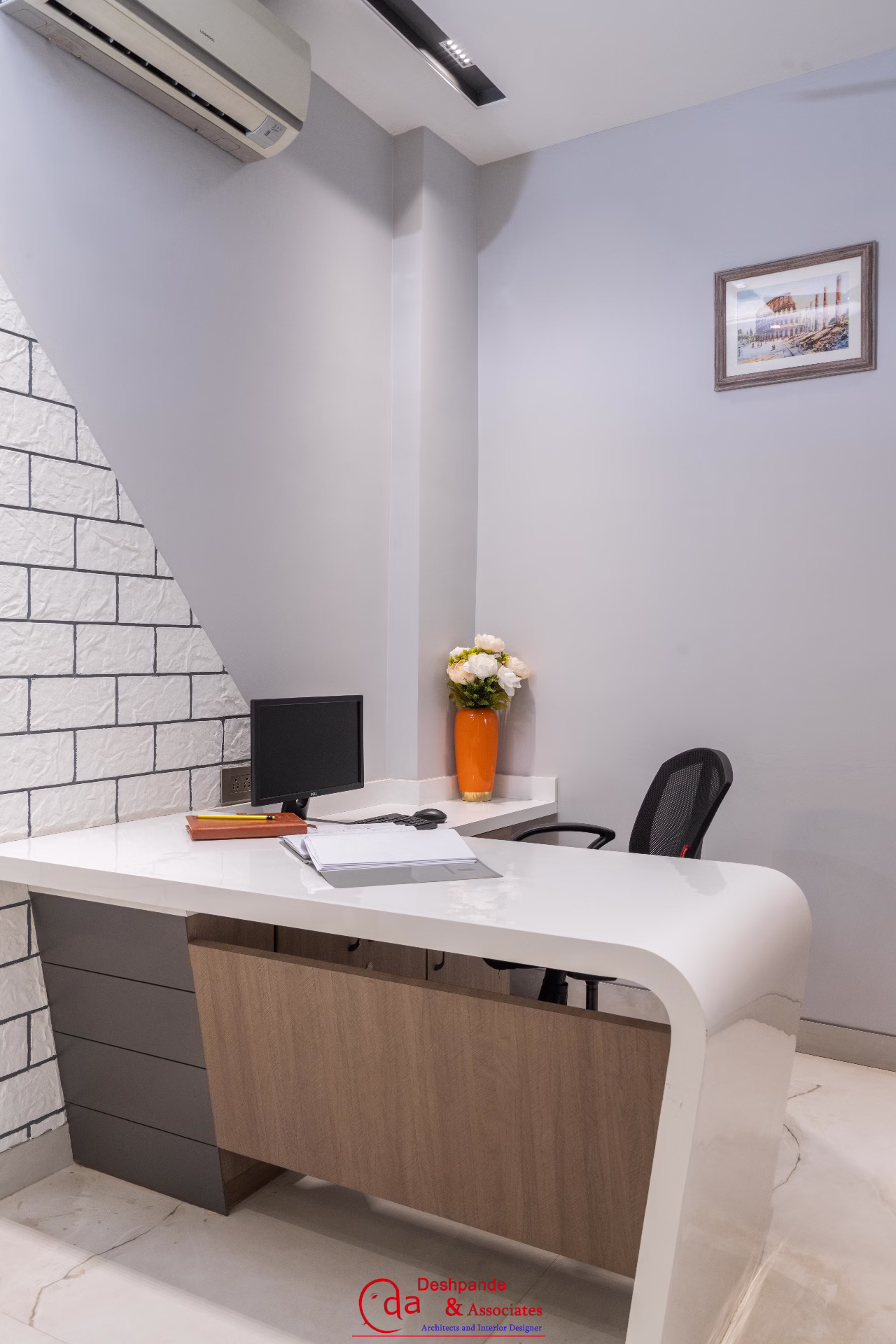 Deshpande & Associate Office