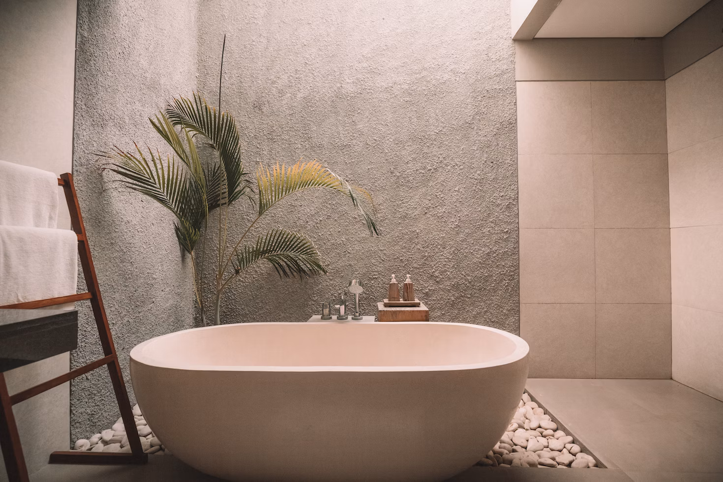 Inspirational Bathroom Designs and Color Ideas — photo 7, Pareek Colours Kolkata