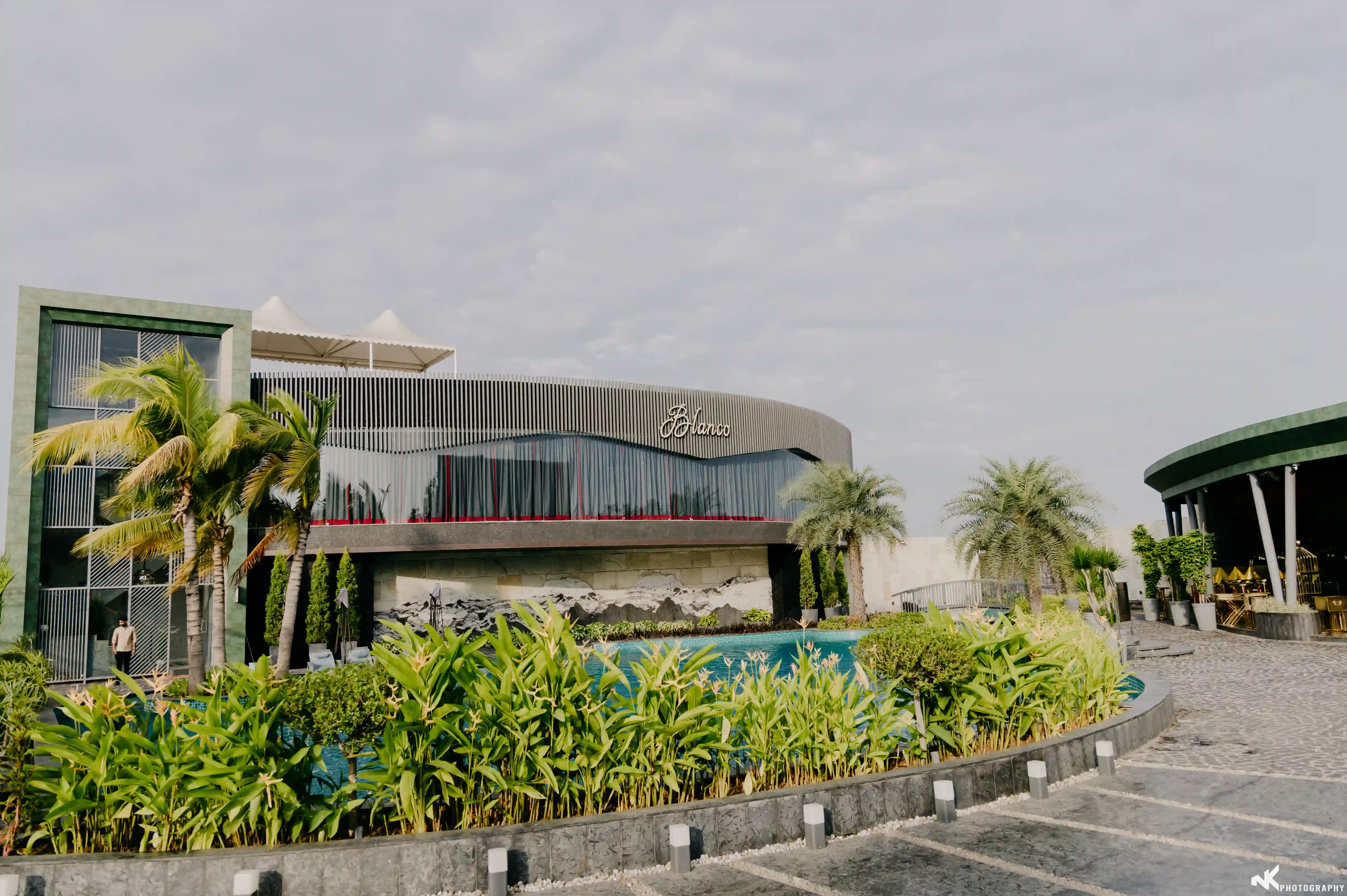 Signature Event Spaces