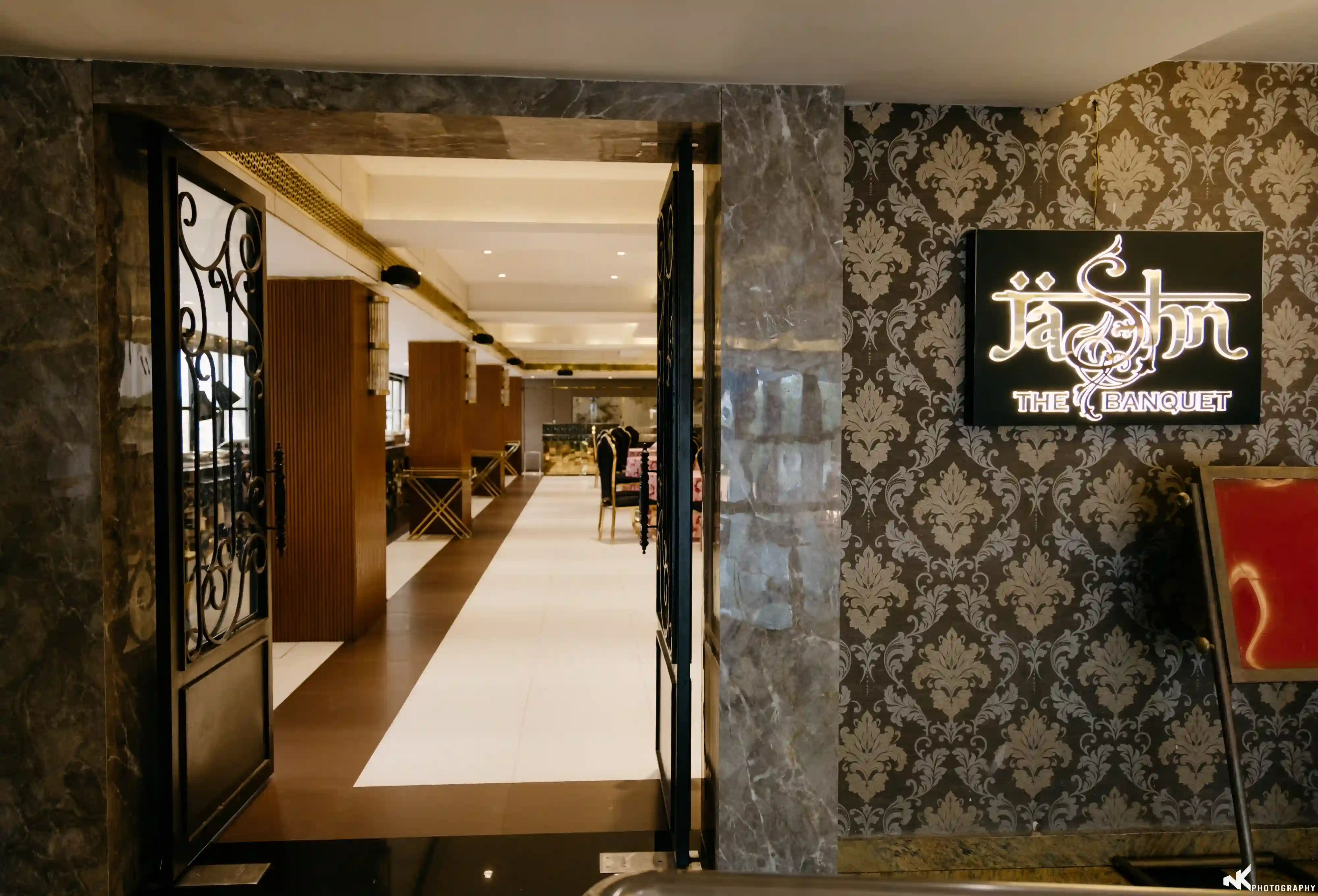 Signature Event Spaces