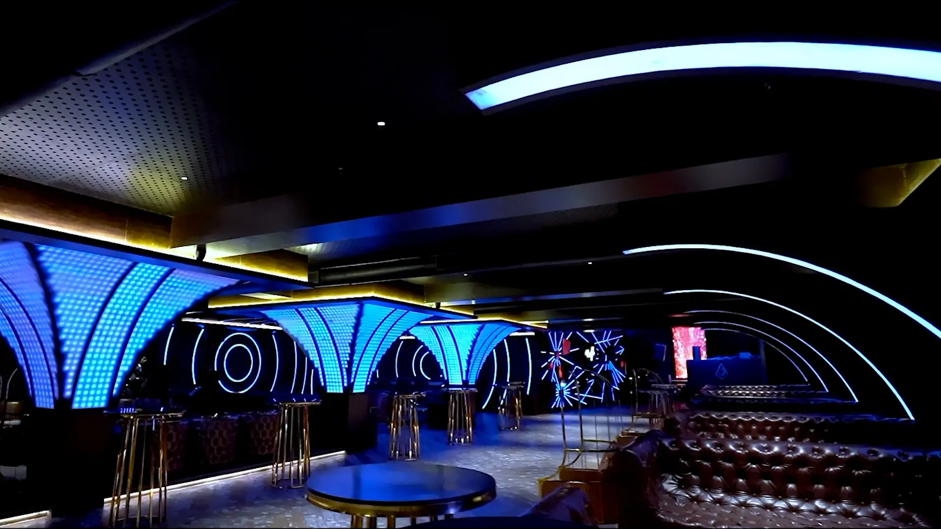 Signature Event Spaces