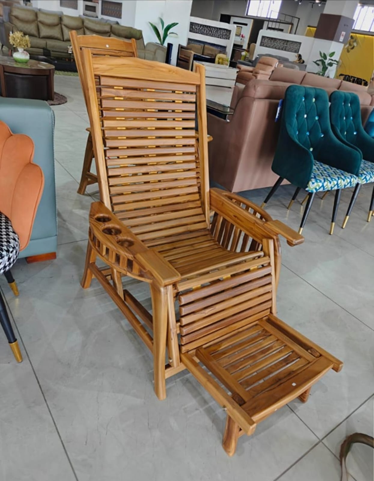 Wooden Easy chair - Hanuman ji Style