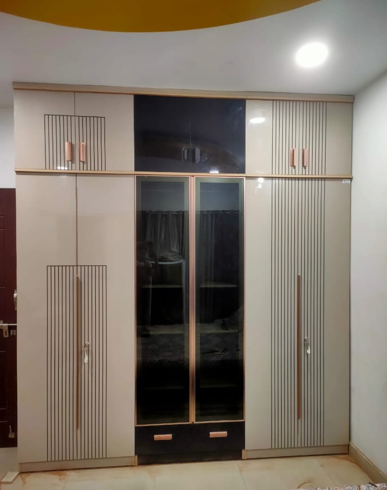 6 Door Wardrobe